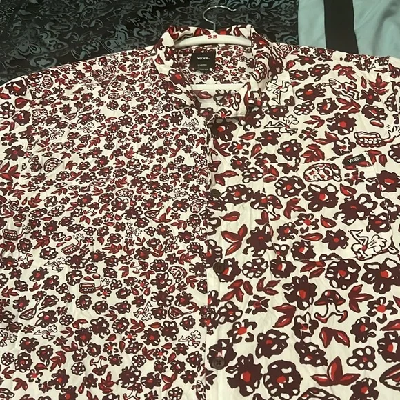 Vans Men's Red and White Split Floral Shirt, stylish, size XL - Picture 3 of 9